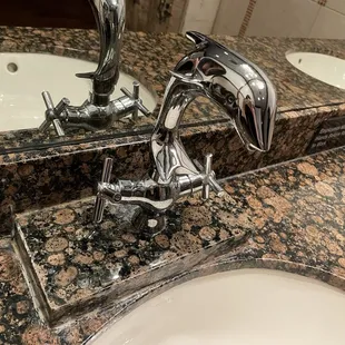 Dolphin knob in the bathroom