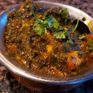 Saag chicken