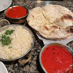 Butter Chicken, Naan