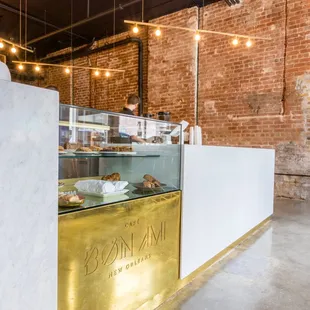 Welcome to Cafe Bon Ami!