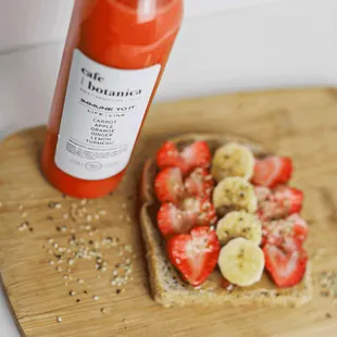 Cafe Botanica: Your One-Stop Shop for Juices, Smoothies, Coffee, Tea, Wraps, Salads, Toast, Vegan, Vegetarian, and Healthy Food in Omaha