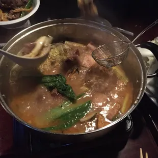 Goat hot pot
