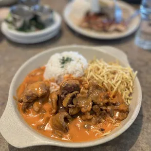 Beef Stroganoff | Instagram: GaoGirlsGrubbin