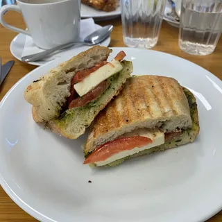 Caprese Sandwich