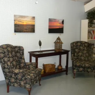 Reading and lunch area