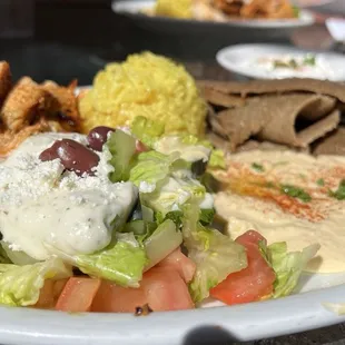 Chicken and gyro Combination Plate