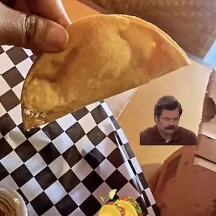 the size of their tacos  smh ridiculous