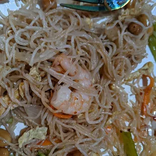 Shrimp phad thai