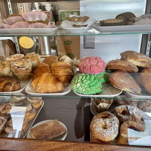 All the amazing things to eat here, gluten free options too!