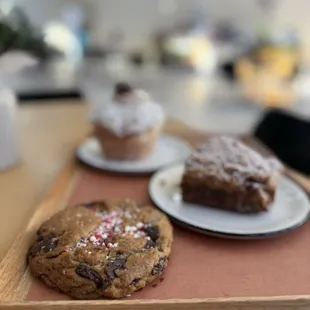 dessert, food