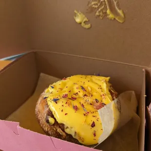 Passionfruit cheese-cake cruffin $8