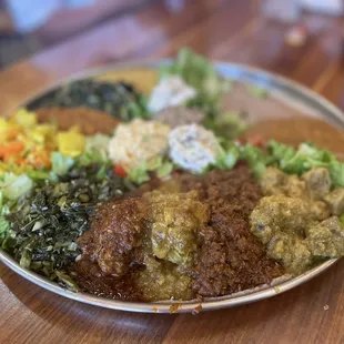 Vegan Combination Platter (VG) &amp; Meat Combination Platter