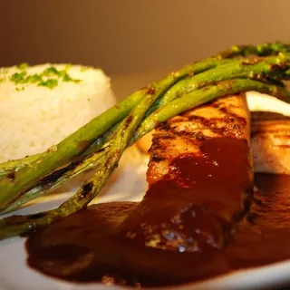 Pollo en Mole Poblano