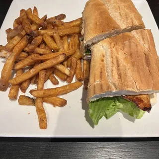 Grilled Chicken Sandwich Lunch