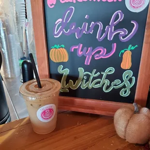 16oz Horchata Latte (must try)