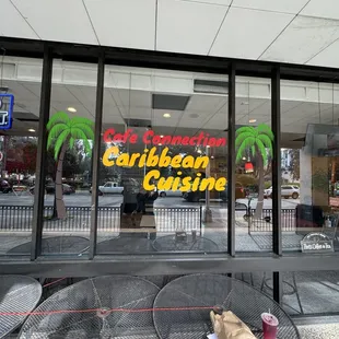 the outside of the restaurant