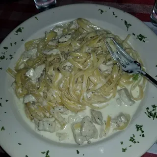 Chicken Fettuccine Alfredo