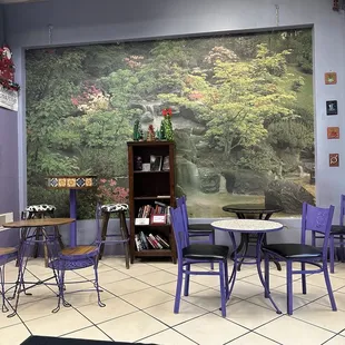 ramen and noodles, interior