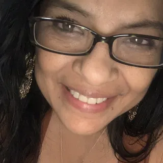 Raquel L.
