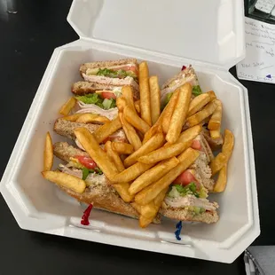 Creekside Club &amp; Fries