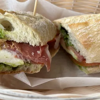 Caprese Sandwich Tomato, Mozzarella and Pesto