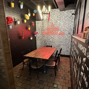 Private indoor dinning