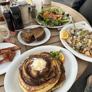 A table of YUM!