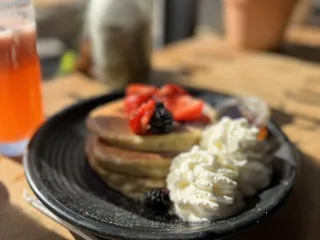 The Parlour Coffee and Cooking 