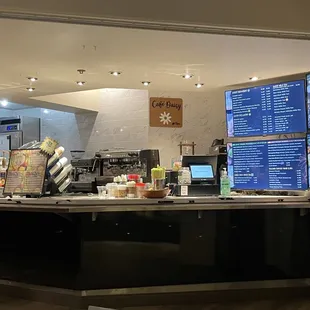 New Cafe Daisy in Topa Tower