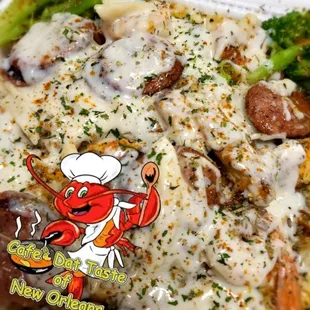 Trio Alfredo (Chicken, Sausages &amp; Shrimp)