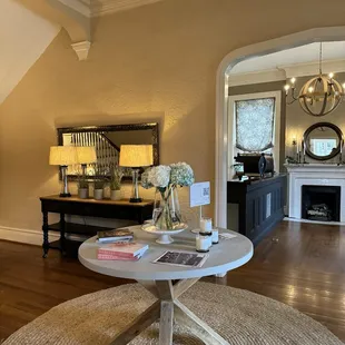 Entry way