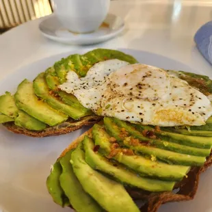 Avocado toast with egg