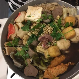 Taiwanese Spicy Hot Soup