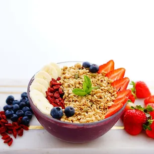 Our beloved AÇAI bowl.