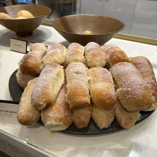 Enroladinho de Queijo