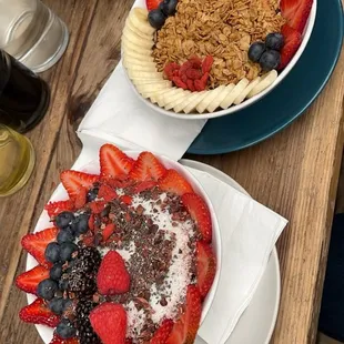Berry bowl and OG Bowl