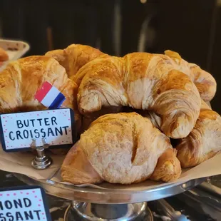  plate of croissants