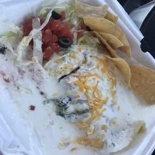 Spinach enchilada with white sauce