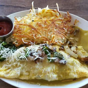 Pablano veggie omelet and hash browns. So far my favorite! #cafedeollarestaurant