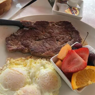 Steak & Egg Breakfast Sandwich