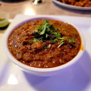 Keema Muttar