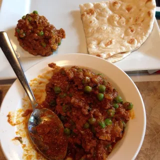 Kheema Mutter