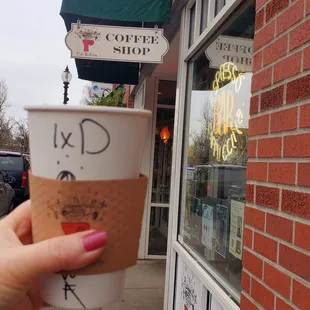 Iced decaf latttte