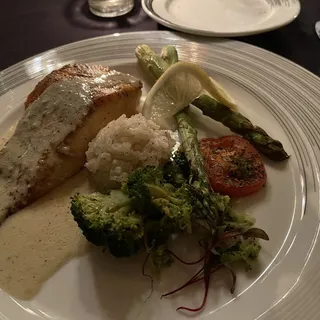 Saumon D'atlantique Grille Sauce Beurre Blanc