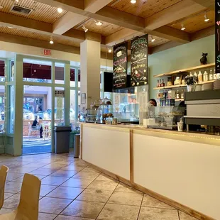 Clean and convenient location