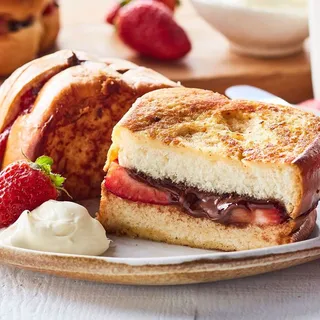 Nutella Toast & Fruit