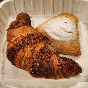 Almond Croissant, Sfogliatella