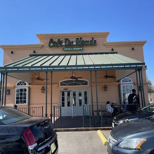 the entrance to the restaurant