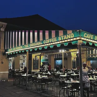 Seat / Ordering area