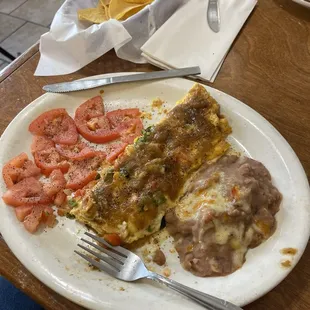 Absolutely wonderful Mexican omelette and the salsa the fresh jalapeños, green taste fresh and very good service.